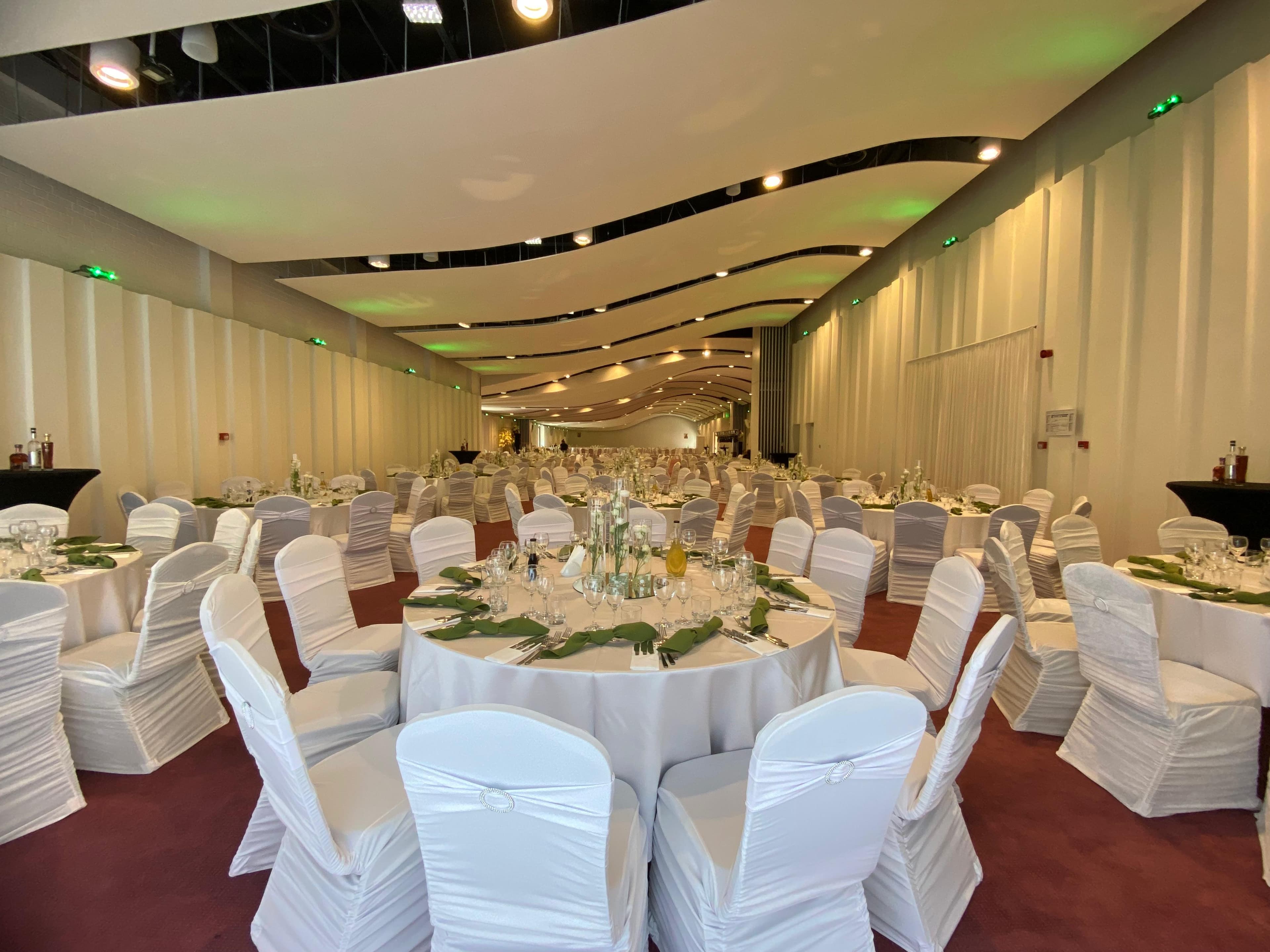 Sala Agora pregătită pentru nuntă